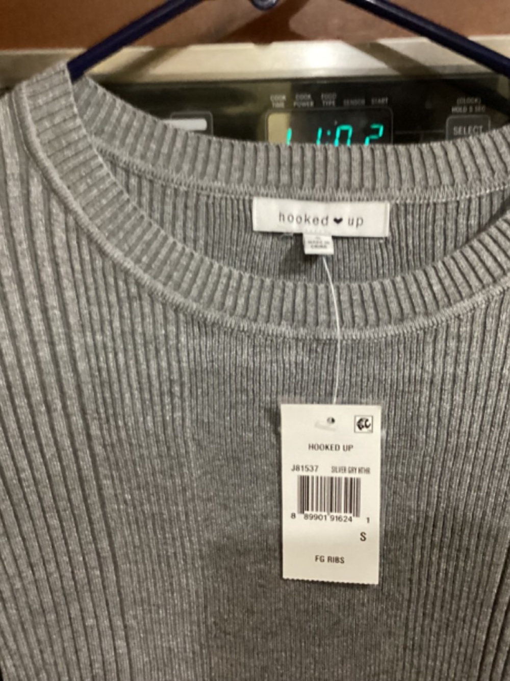 NEW Hooked Up Grey Ribbed Sweater - Picture 2 of 4